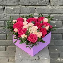 Цветочная композиция из Розы в коробке в Шкуринской