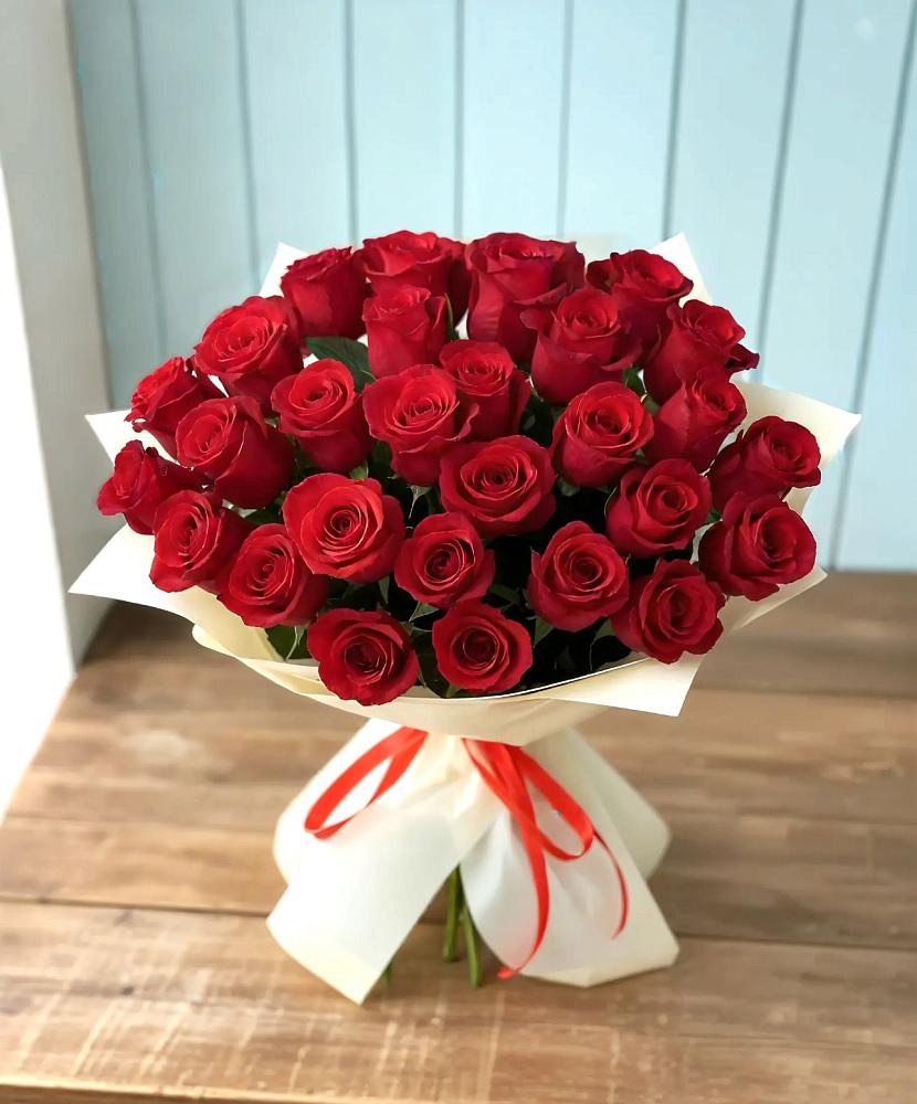 Букет 29 Красных роз в Шкуринской