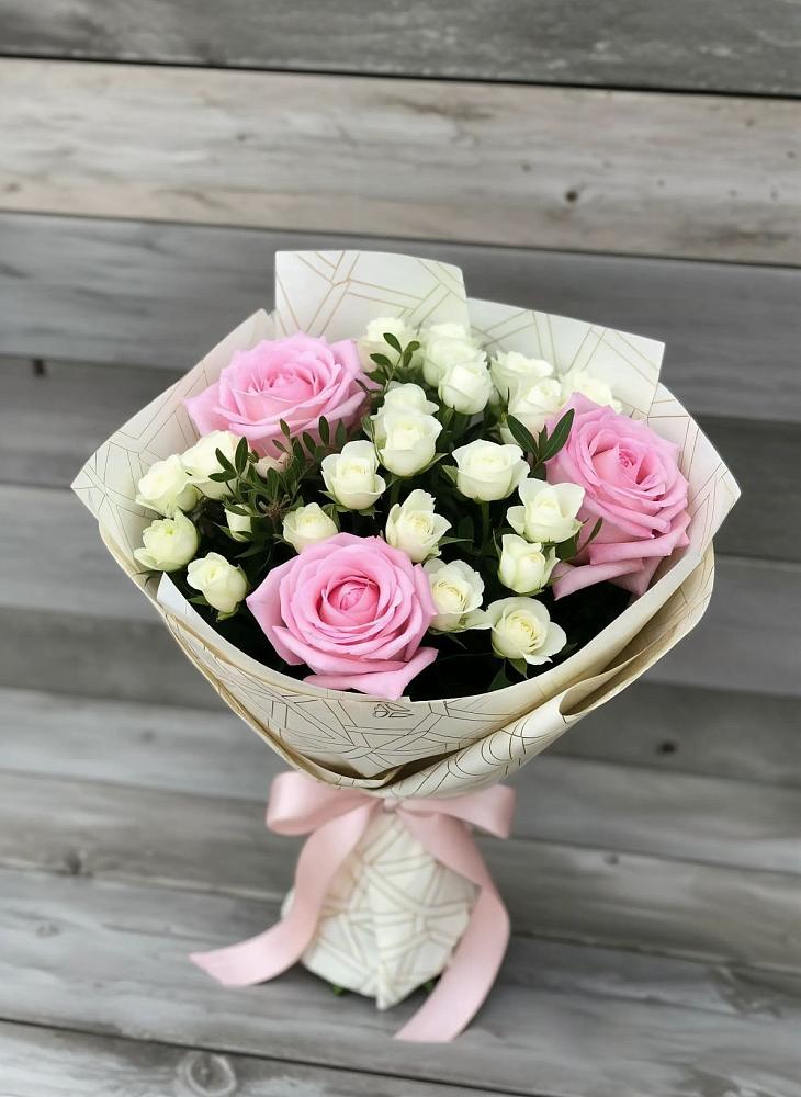 Букет цветов из: Розы в Шкуринской