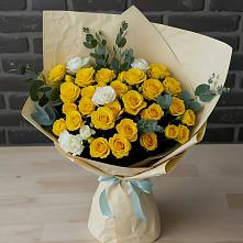 Букет цветов из:  Розы в Шкуринской