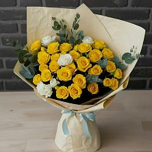 Букет цветов из:  Розы в Шкуринской