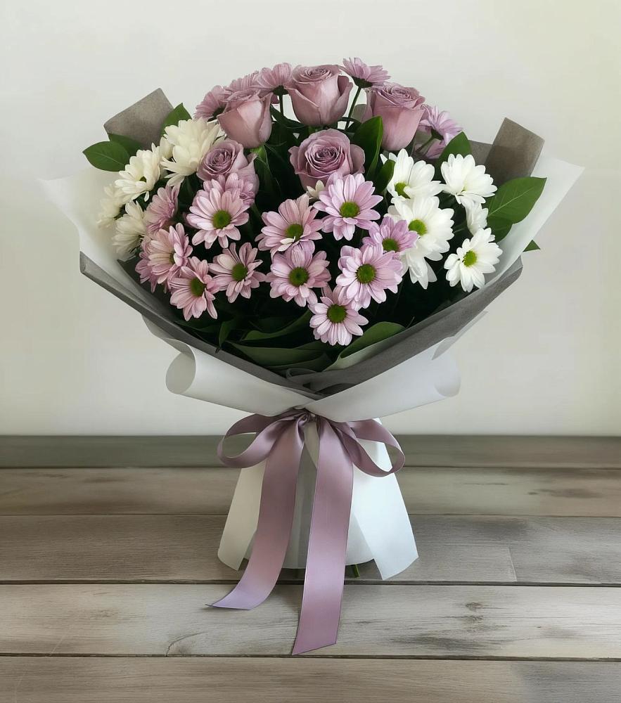Букет цветов из: Хризантемы и Розы в Шкуринской