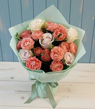 Букет цветов из:  Розы в Шкуринской