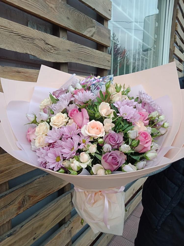 Букет цветов из: Розы и Хризантемы в Шкуринской