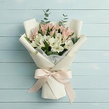Букет цветов из:  Альстромерии в Шкуринской