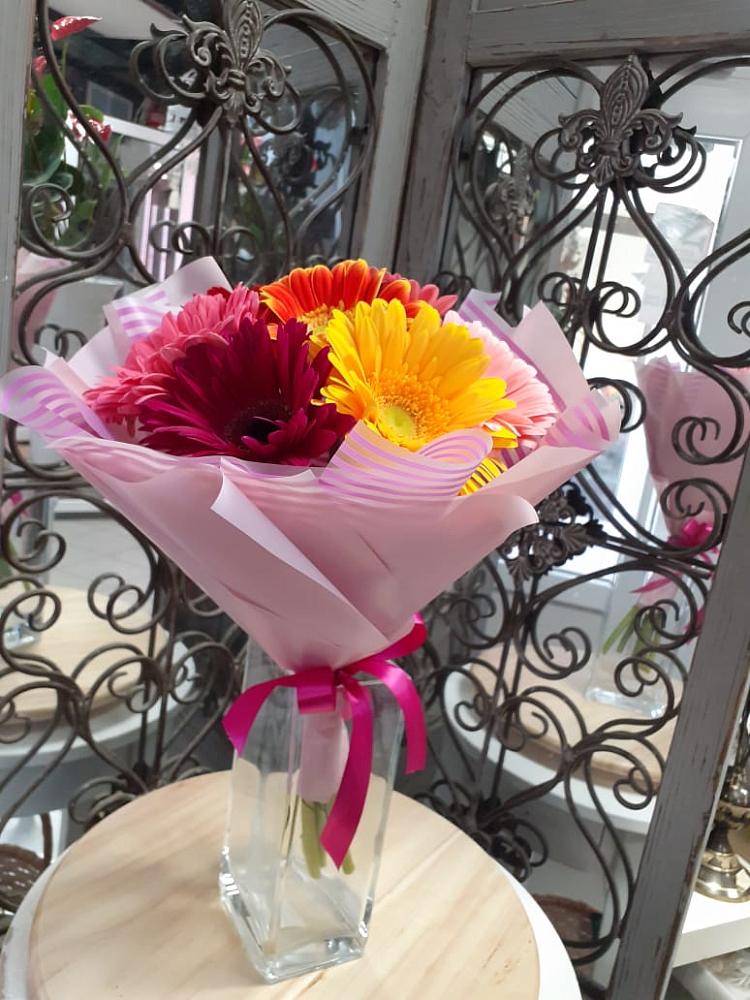 Букет цветов из: Герберы в Шкуринской