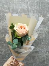 Букет цветов из:  Розы в Шкуринской