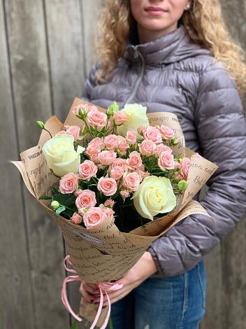 Букет цветов из: Розы в Шкуринской