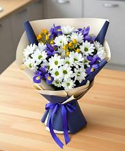 Букет цветов из:  Розы, Ирисы и Хризантемы в Шкуринской