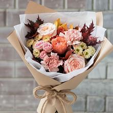 Букет цветов из:  Гвоздики, Хризантемы и Розы в Шкуринской