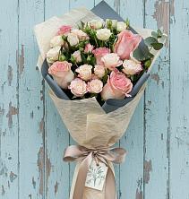 Букет цветов из:  Розы в Шкуринской