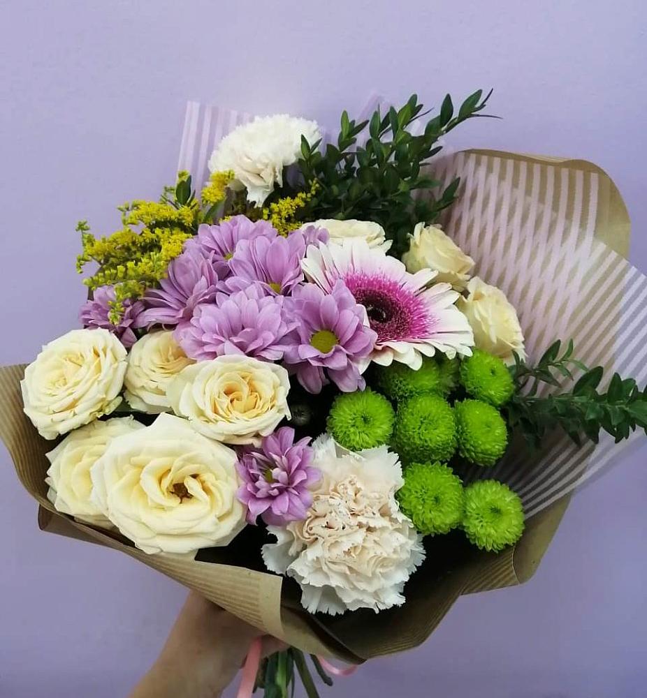 Букет цветов из: Хризантемы, Розы, Гвоздики и Герберы в Шкуринской