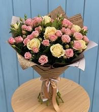 Букет цветов из:  Розы #REPLACE_PRED# Шкуринской