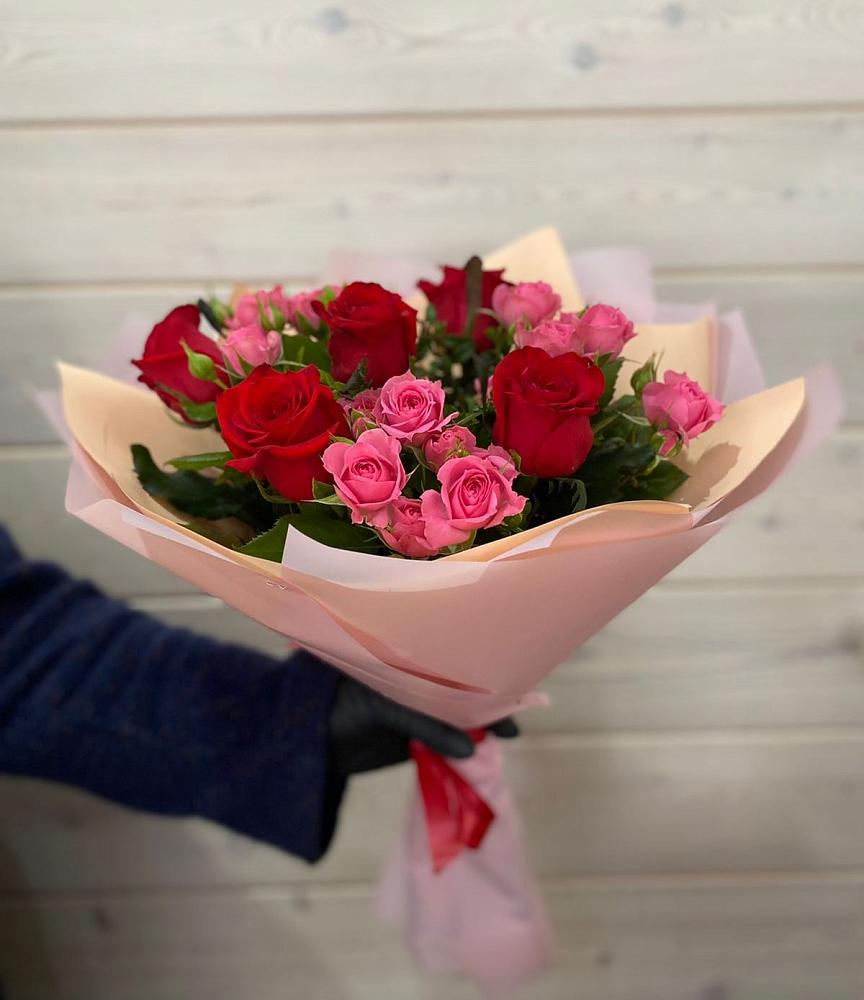 Букет цветов из: Розы в Шкуринской