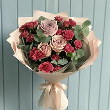Букет цветов из:  Гвоздики и Розы в Шкуринской
