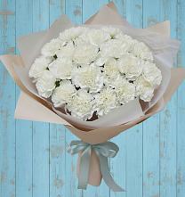 Букет цветов из:  Гвоздики в Шкуринской