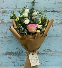 Букет цветов из:  Розы и Лизиантусы в Шкуринской