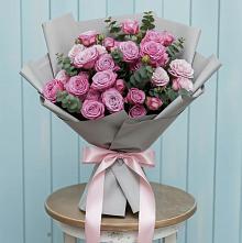 Букет цветов из:  Розы #REPLACE_PRED# Шкуринской